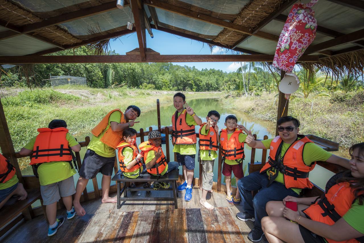Sinar Eco Resort Kampong Bukit Panjang ภายนอก รูปภาพ